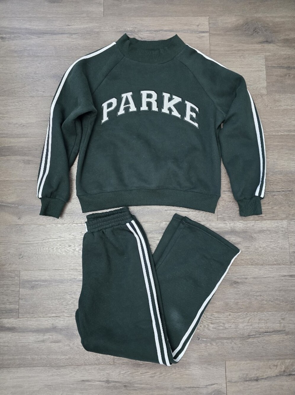 Dark green PARKE fleece set Sporty Stripes Comfy Preppy Trendy Athleisure Active